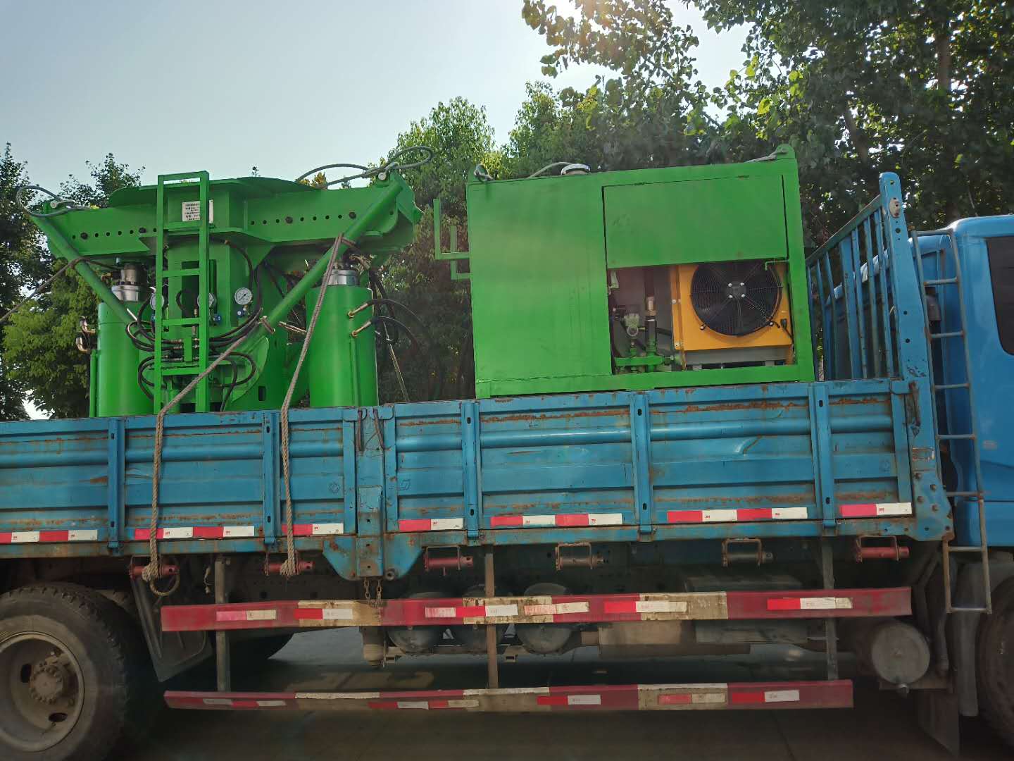 拔型鋼機(jī),專(zhuān)業(yè)提供各類(lèi)